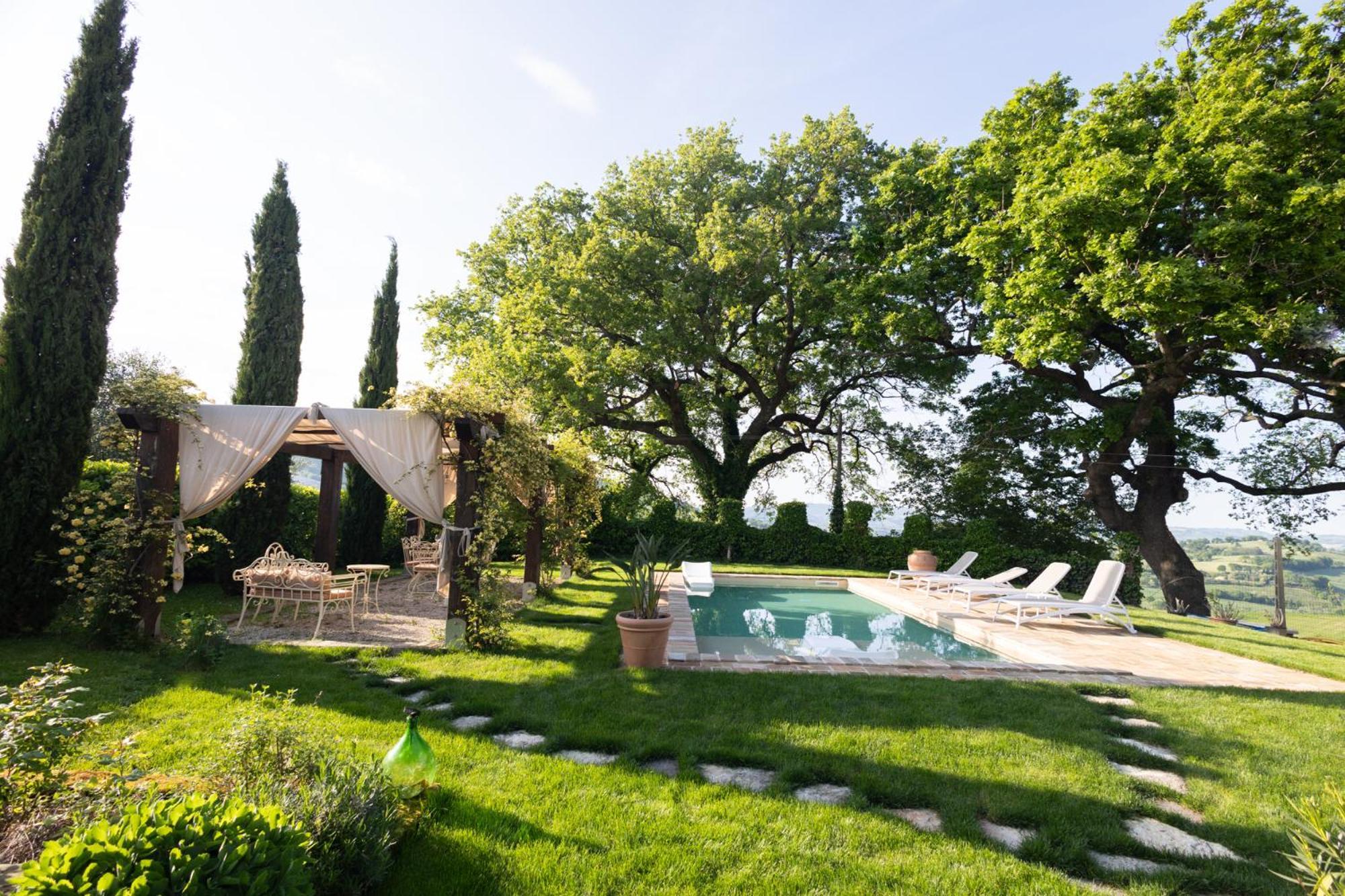 Ca' Le Cerque, Villa Surrounded By The Marche Nature Fossombrone Exterior photo